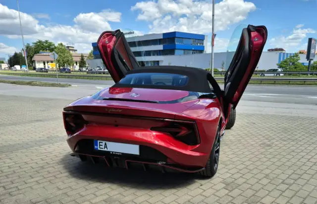 Продадоха първия роудстър MG Cyberster в България