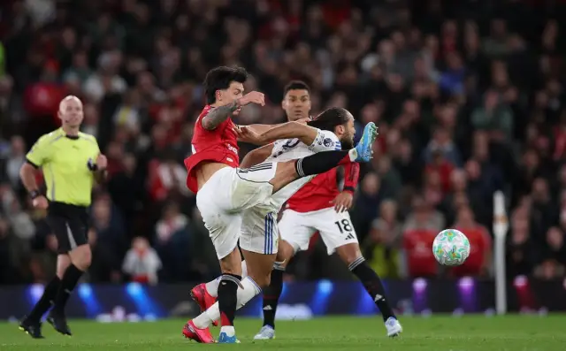 Лийдс и Илия Груев надвиха десет от Манчестър Юнайтед 