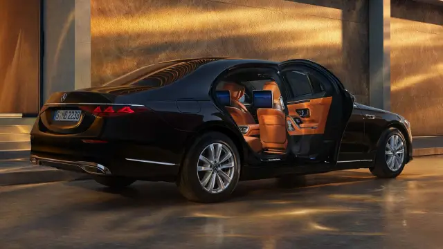 Ето я новата S-Class, която скоро може да вози българските политици