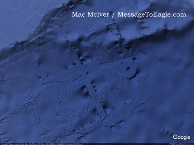 Откриха гигантски тайнствени съоръжения на дъното на Тихия океан (СНИМКИ)