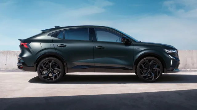Запознайте се с най-луксозното Renault в историята