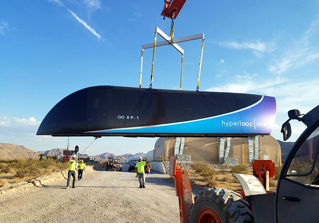 Ускорението на Hyperloop от първо лице