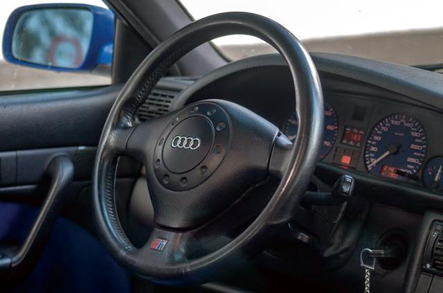 Продава се рядък седан Audi S6 Plus (ВИДЕО)