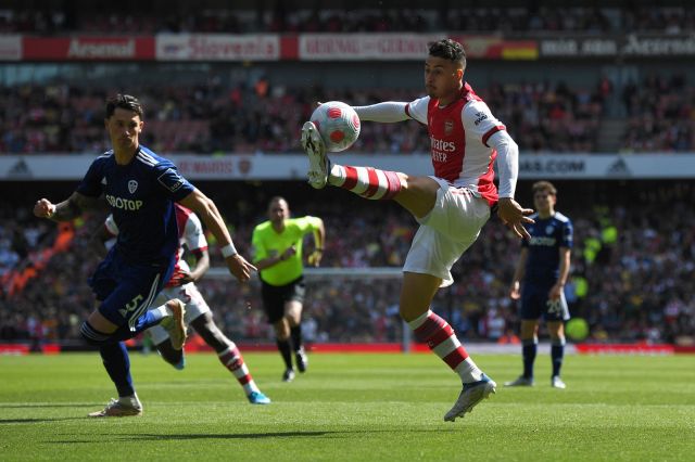  Арсенал с следващ триумф в Премиър лийг, съкруши Лийдс Юнайтед 