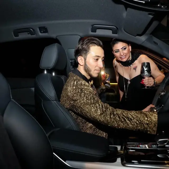 Софи Маринова подари на Лоренцо чисто ново Lamborghini за 400 000 евро