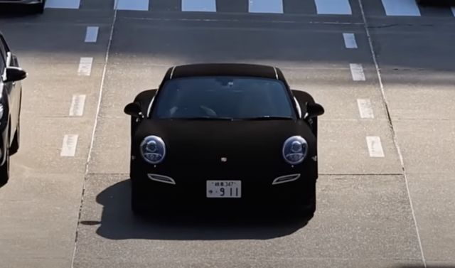 В Япония направиха най-черното Porsche в света (ВИДЕО)