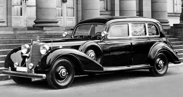 Големият Mercedes стана на 90 | ФАКТИ.БГ Големият Mercedes стана на 90