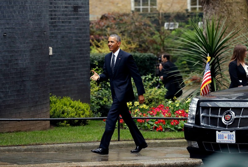 Обама пристигна в Уиндзор за обяд с кралицата
