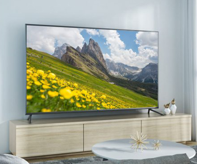 Нов 75-инчов китайски телевизор с дебелина 11 мм