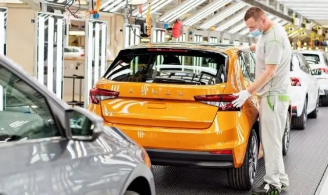 Skoda успокои почитателите: Fabia, Kamiq и Scala ще се продават още дълго време