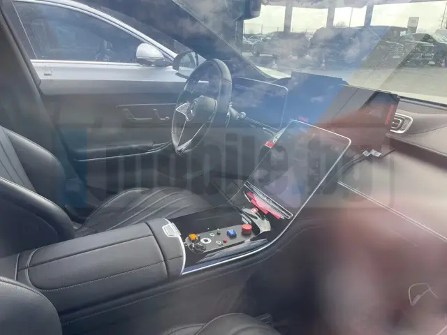 Какво правят автономните S-Class на Mercedes в София?