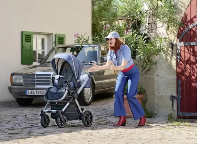 Mercedes превръща бебешката количка в еталон за лукс