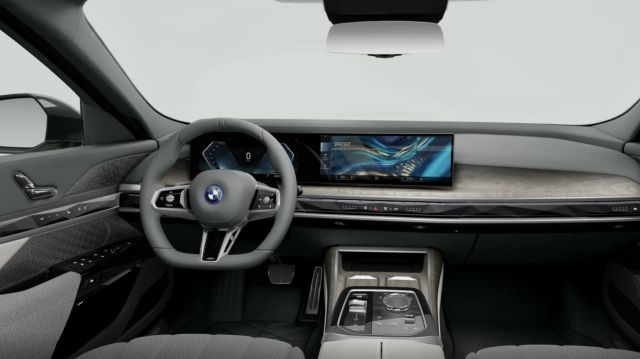 Ето колко струва новата топ лимузина на BMW у нас