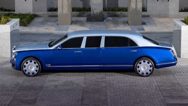 Bentley продава 5 от най-скъпите си поръчкови лимузини