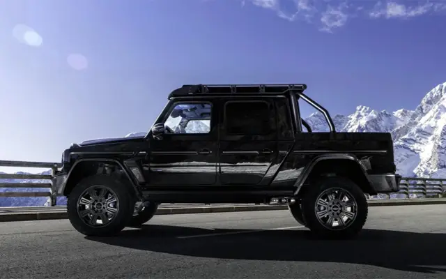 Пикапът Mercedes-AMG G 63 от Brabus коства съвсем 900 хиляди евро