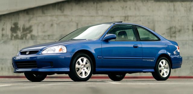  Продадоха 21-годишен Civic на цената на два нови 