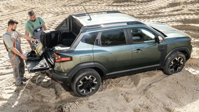 Dacia Duster се трансформира в пикап