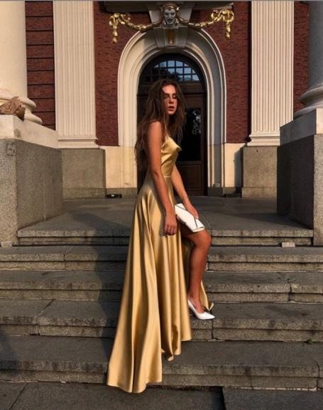  Златна рокля облече дъщерята на президента на бала си (СНИМКИ) 