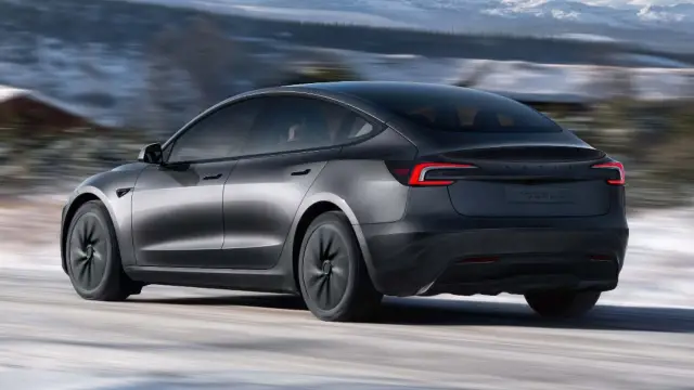 Най-евтината Tesla Model 3 вече се предлага в Европа. Вижте колко струва