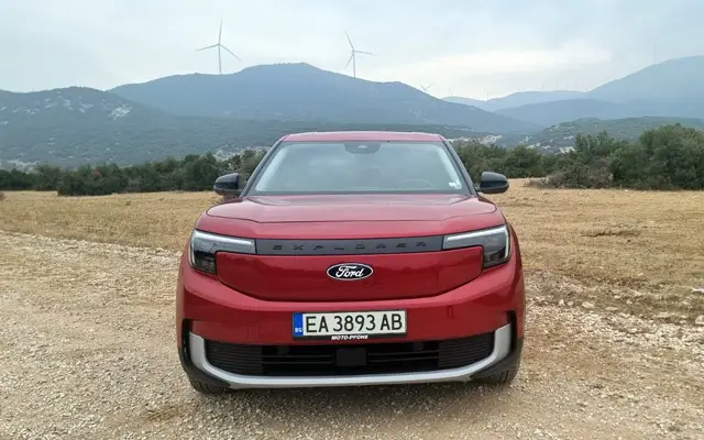 Тествахме до къде може да стигне с едно зареждане новия Ford Explorer