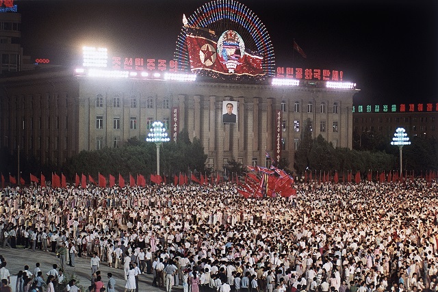 В Северна Корея пак затягат морала