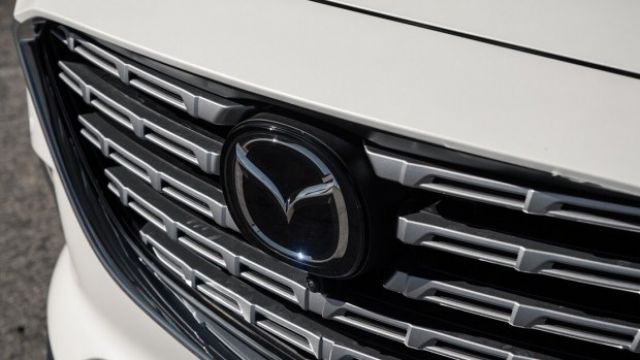 Mazda дава втори шанс на CX-7, но със "сърце" от Toyota
