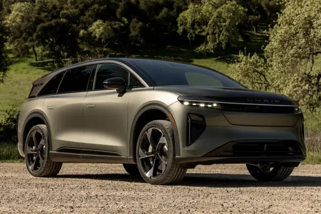 Lucid Gravity към този момент се продава и в Европа. Ето какъв брой струва