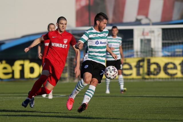 Царско село победи Черно море в последната минута | ФАКТИ.БГ Царско село победи Черно море в последната минута