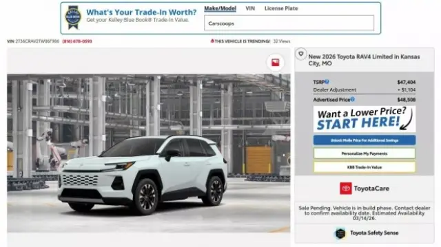 Дилъри на Toyota налагат огромни надценки за новия RAV4 