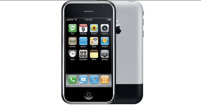 Знаете ли защо Apple не направи iPhone 9?