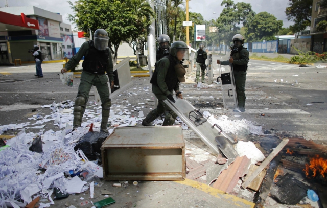 Венецуела се тресе! Убити, ранени, арестувани