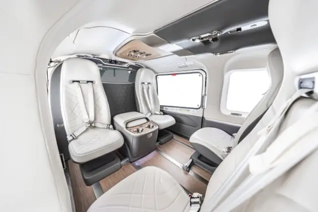 Най-ексклузивният носител на трилъчевата звезда не докосва асфалта и струва $ 10 млн.