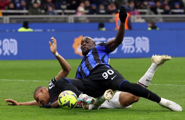 Интер удължи негативната серия на градския съперник Милан