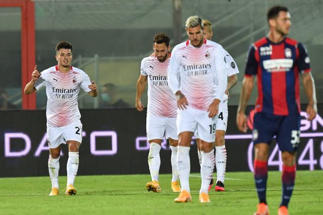  Милан взе триумф против Кротоне със противоречива дузпа и дебютен гол 