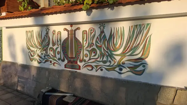  За Деня на будителите: Христо Панев рисува дома на поетесата Ваня Петкова 