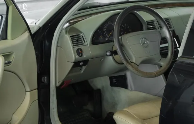 Комбито Mercedes C230 на Ники Лауда се продава "за без пари"