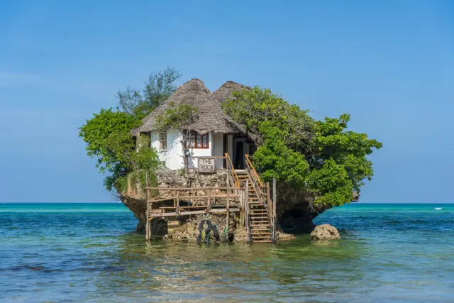 На ръба на цивилизацията: 5-те най-отдалечените ресторанти в света