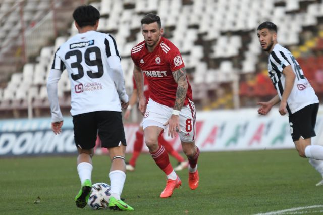  Георги Минчев и Локо Пд разрушиха ЦСКА на 