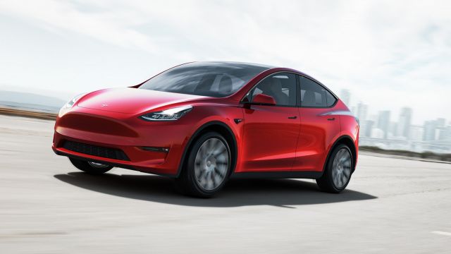 Фабриката на Tesla в Германия ще заработи до два месеца