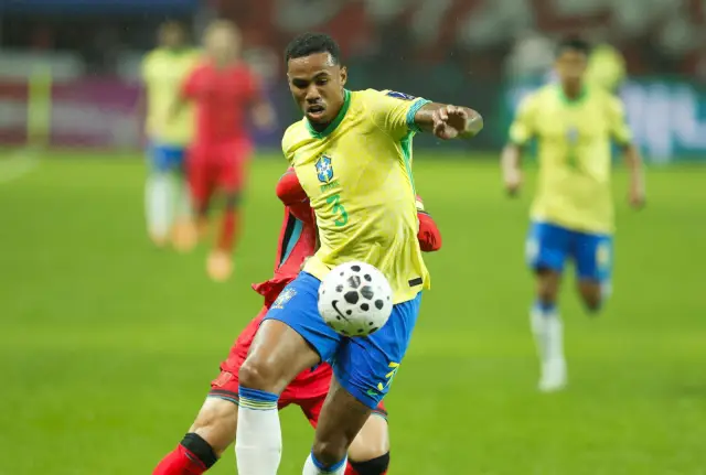 Основен футболист на Арсенал навън за два месеца