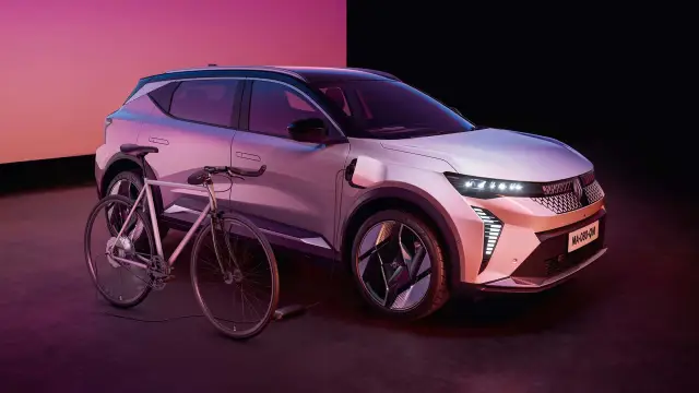 Renault Scenic също получи софтуерен фейслифт