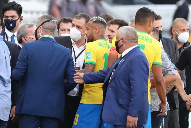 Огромен скандал: Прекратиха мача Бразилия - Аржентина поради COVID-19 