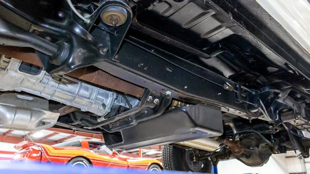  Продава се чисто ново Bronco на 29 години 