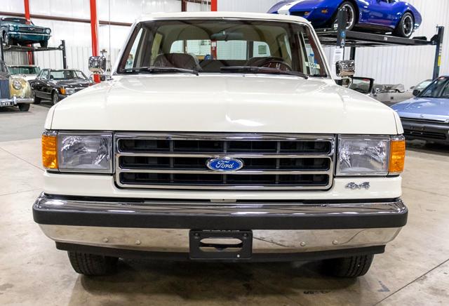 Продава се чисто ново Bronco на 29 години | ФАКТИ.БГ Продава се чисто ново Bronco на 29 години