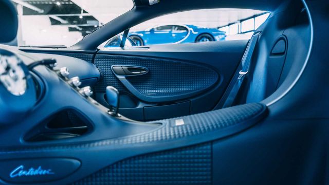 Направата на интериора на Bugatti Centodieci отнема 16 седмици