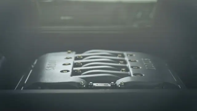 Бивши инженери на Pagani и Koenigsegg сътвориха съвременен Lotus Espirit