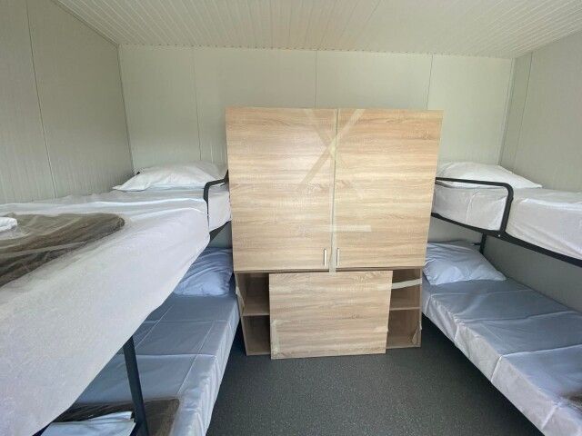 Вижте условията в базите и фургоните, предвидени за бежанци от Украйна (СНИМКИ)