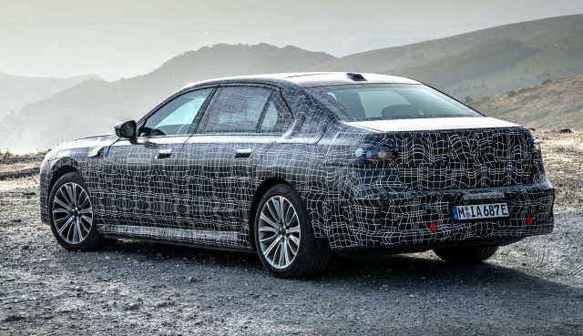BMW М7 няма да има, но ще видим друга версия с над 700 конски сили