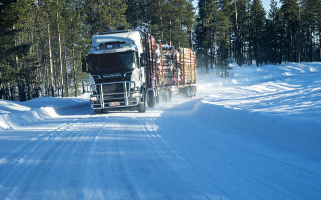 Три вида гуми за камионите от Scania Driver Competitions
