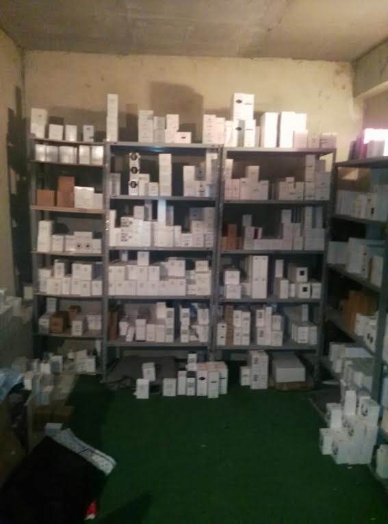 Разбиха канал за контрабандни парфюми